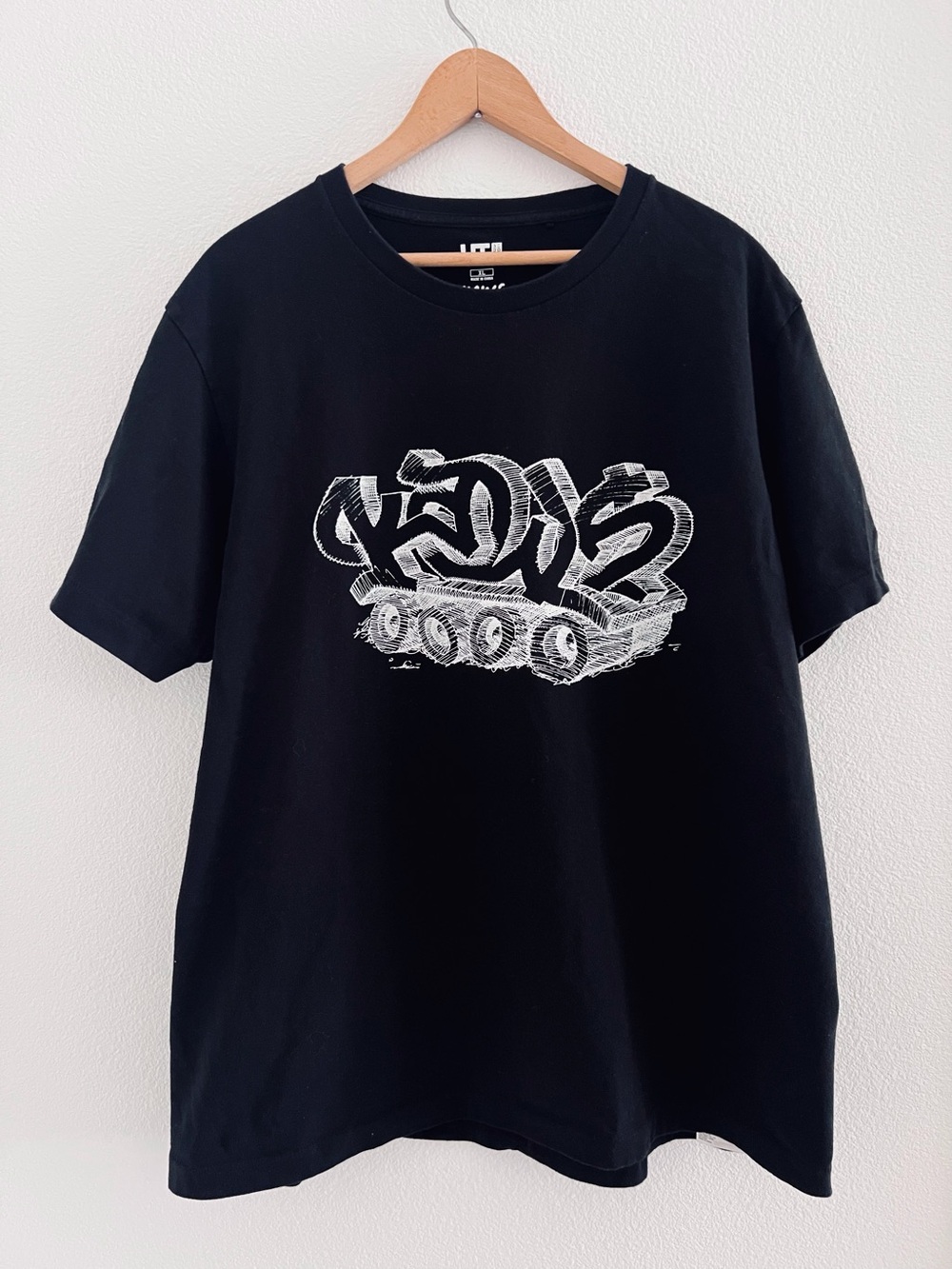 Uniqlo x Kaws Graphic Tee